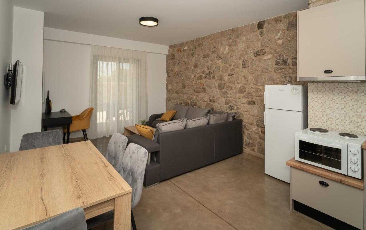 Lithos Suites Foinikounda Extérieur photo