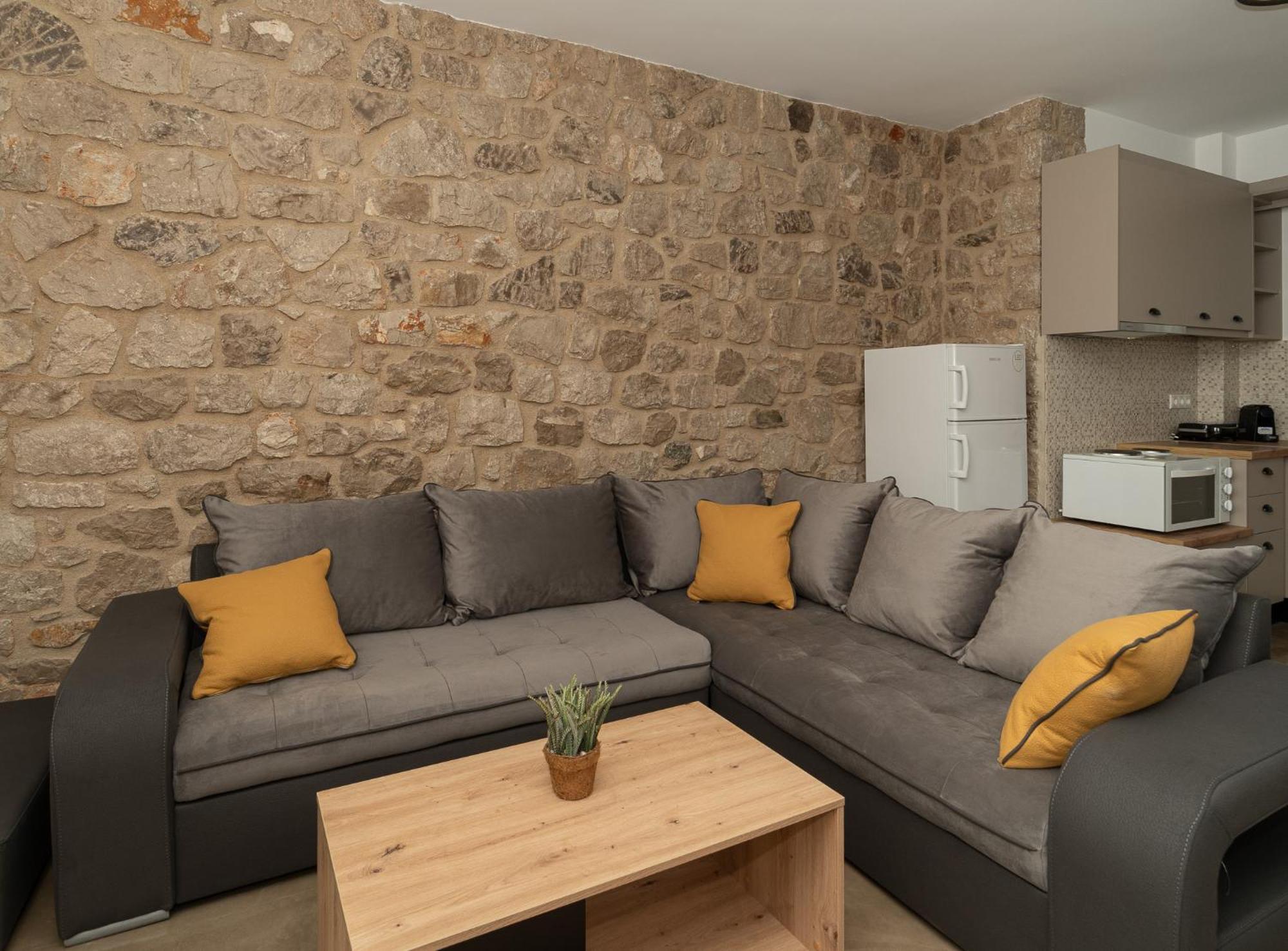 Lithos Suites Foinikounda Extérieur photo